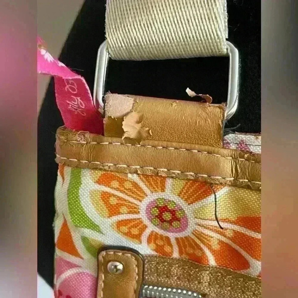 Lily Bloom Crossbody Floral Bag - Picture 3 of 5